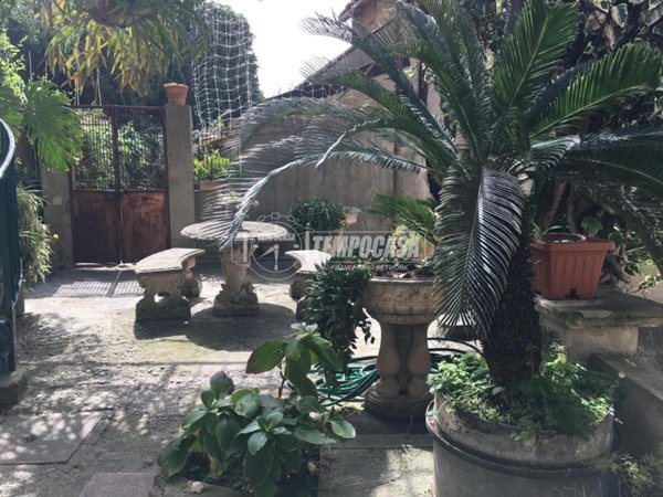 casa indipendente in vendita a Messina in zona Santissima Annunziata