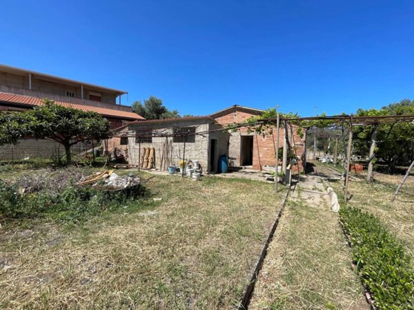 casa indipendente in vendita a Messina in zona Spartà