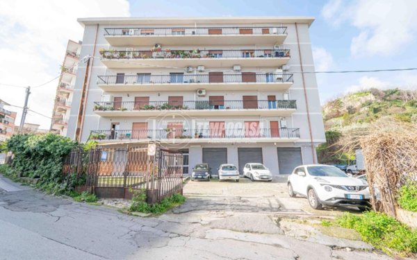 appartamento in vendita a Messina in zona San Filippo