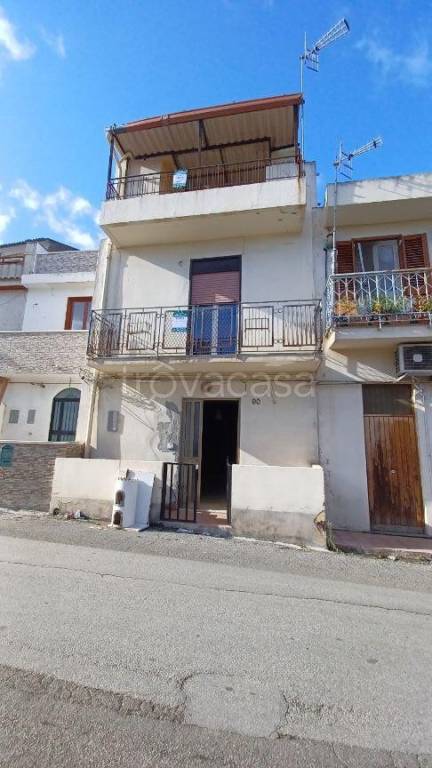 casa indipendente in vendita a Messina in zona Bordonaro