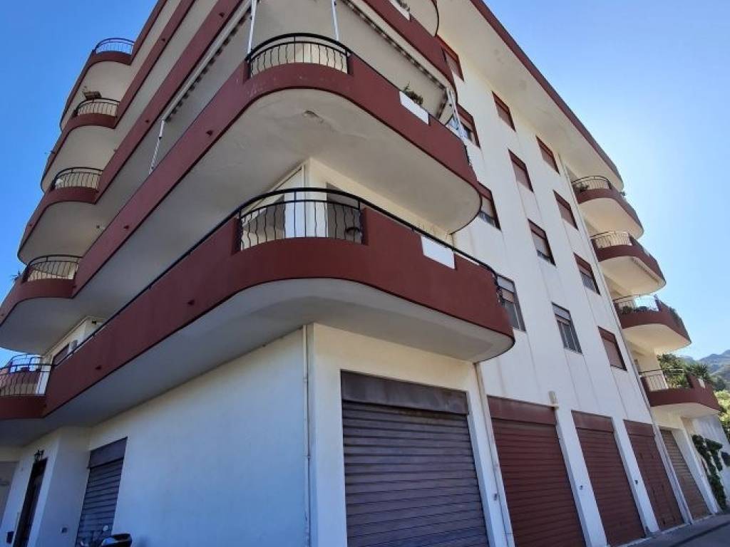 appartamento in vendita a Messina in zona Camaro