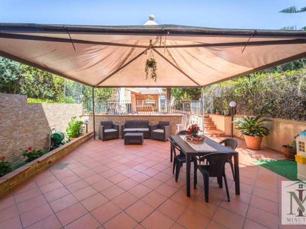 casa indipendente in vendita a Messina in zona Ganzirri