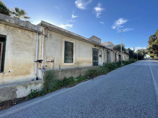 casa indipendente in vendita a Messina in zona Ganzirri