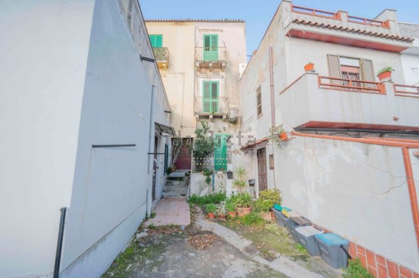 appartamento in vendita a Messina in zona Bordonaro