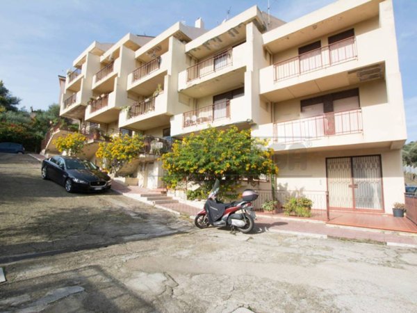 casa indipendente in vendita a Messina in zona Faro Superiore