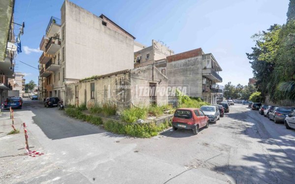 casa indipendente in vendita a Messina in zona Tremestieri