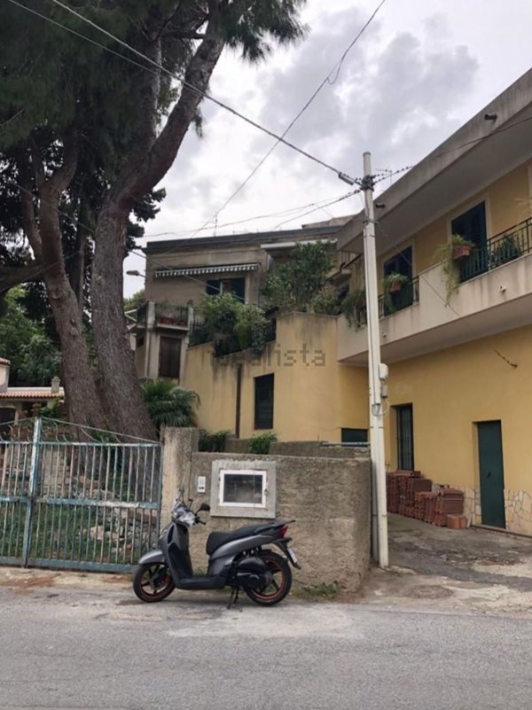 appartamento in vendita a Messina in zona Santa Margherita