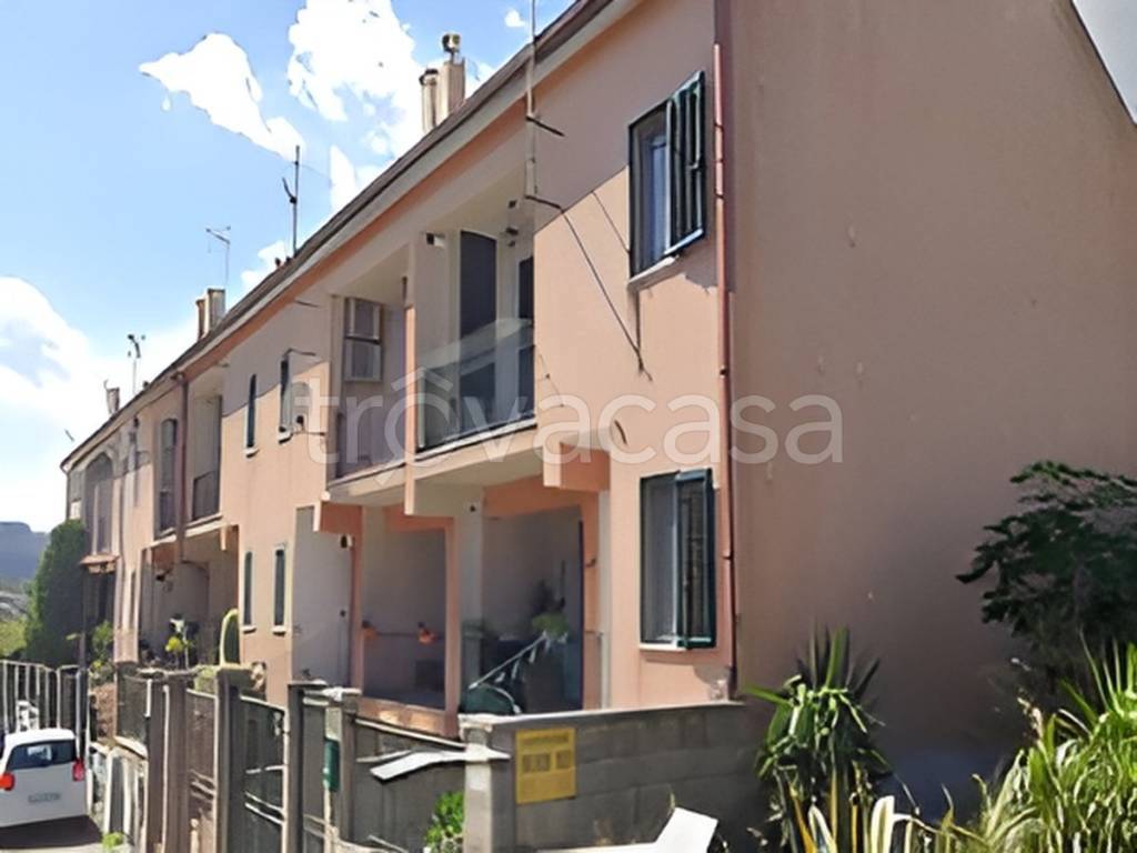 casa indipendente in vendita a Messina in zona Santa Lucia