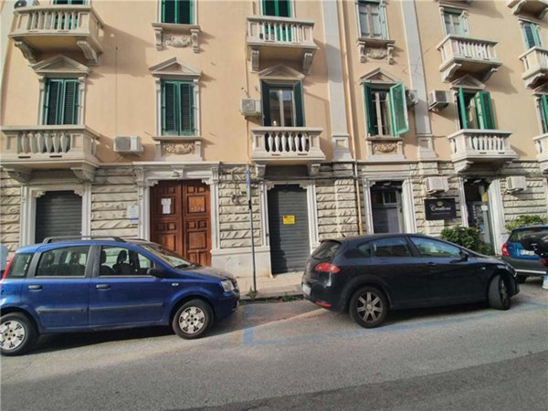 negozio in vendita a Messina