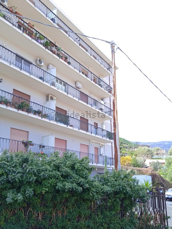 appartamento in vendita a Messina in zona Camaro