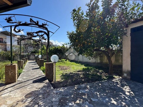 appartamento in vendita a Messina in zona Santa Margherita