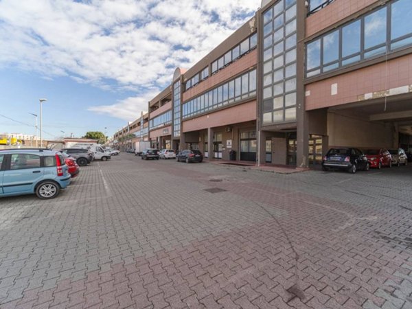 ufficio in vendita a Messina in zona Camaro