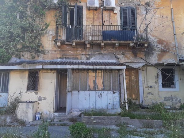 casa semindipendente in vendita a Messina