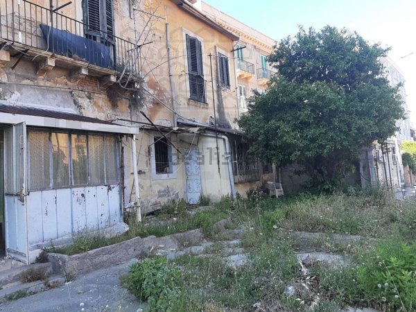 casa semindipendente in vendita a Messina
