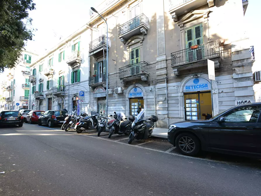 locale commerciale in vendita a Messina