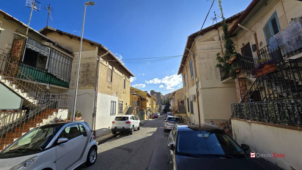 casa indipendente in vendita a Messina in zona Centro Storico