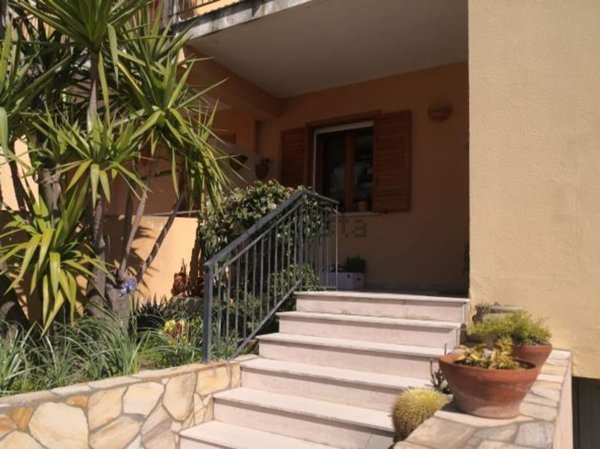 casa indipendente in vendita a Messina in zona Faro Superiore