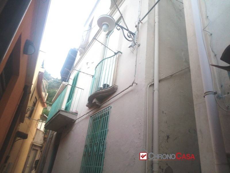 casa indipendente in vendita a Messina in zona Centro Storico