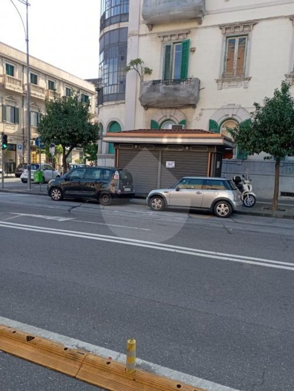 locale commerciale in vendita a Messina in zona Centro Storico