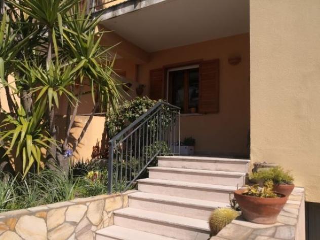 casa indipendente in vendita a Messina in zona Faro Superiore