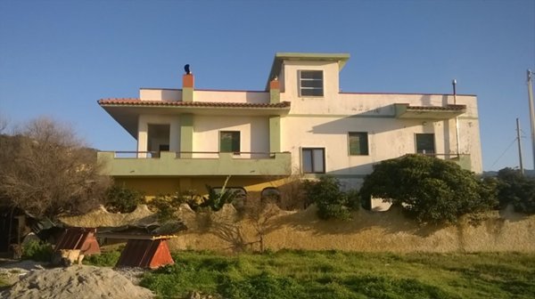 appartamento in vendita a Messina in zona Acqualadroni