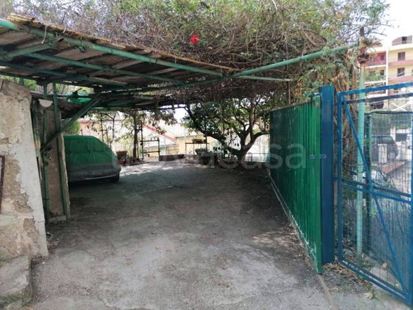 casa indipendente in vendita a Messina in zona Paradiso
