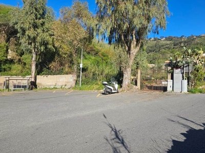 casa indipendente in vendita a Messina