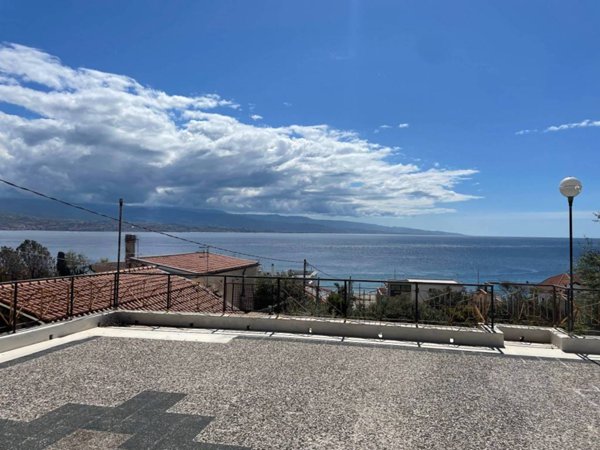 casa indipendente in vendita a Messina