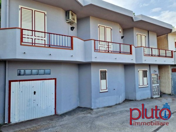 casa indipendente in vendita a Messina in zona San Filippo