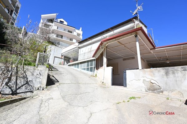 quadrivano in vendita a Messina in zona Minissale