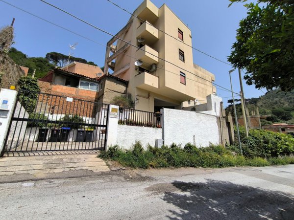 appartamento in vendita a Messina in zona Salice
