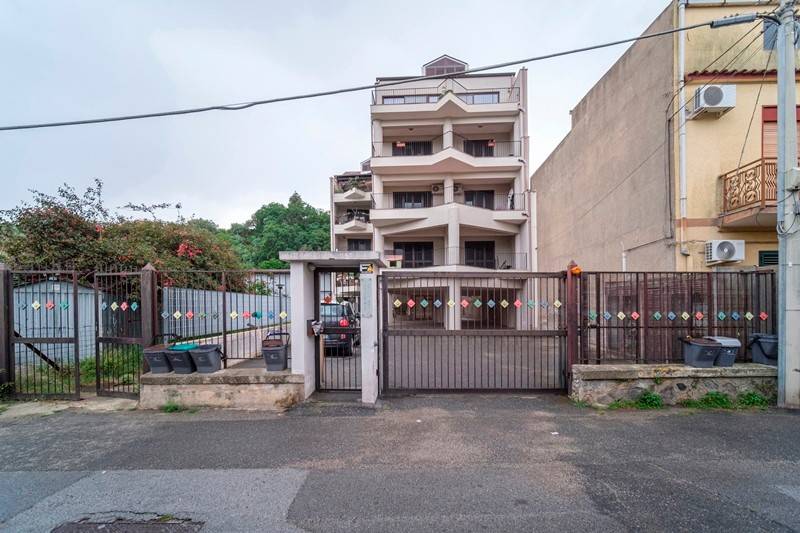 appartamento in vendita a Messina in zona Gazzi