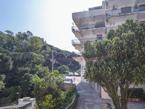 appartamento in vendita a Messina in zona Centro Storico