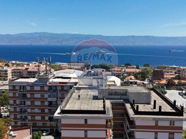 negozio in vendita a Messina in zona Santa Margherita