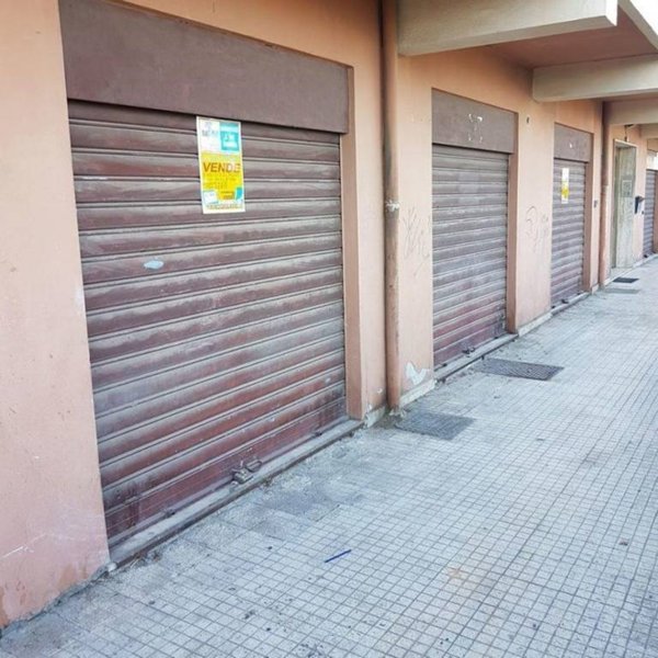 negozio in vendita a Messina in zona Paradiso