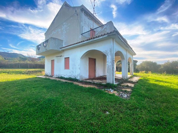 casa indipendente in vendita a Messina in zona Spartà