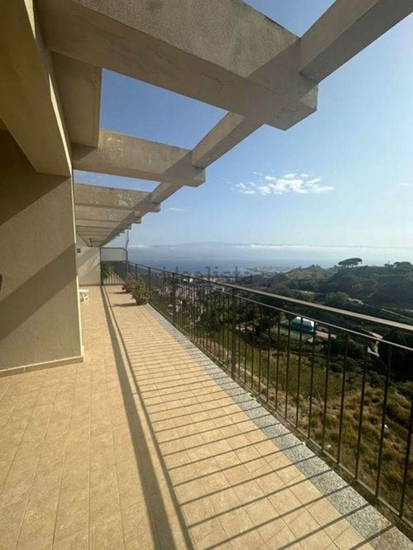 appartamento in vendita a Messina in zona Paradiso