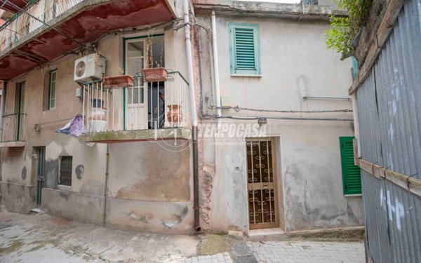 appartamento in vendita a Messina in zona Santa Margherita