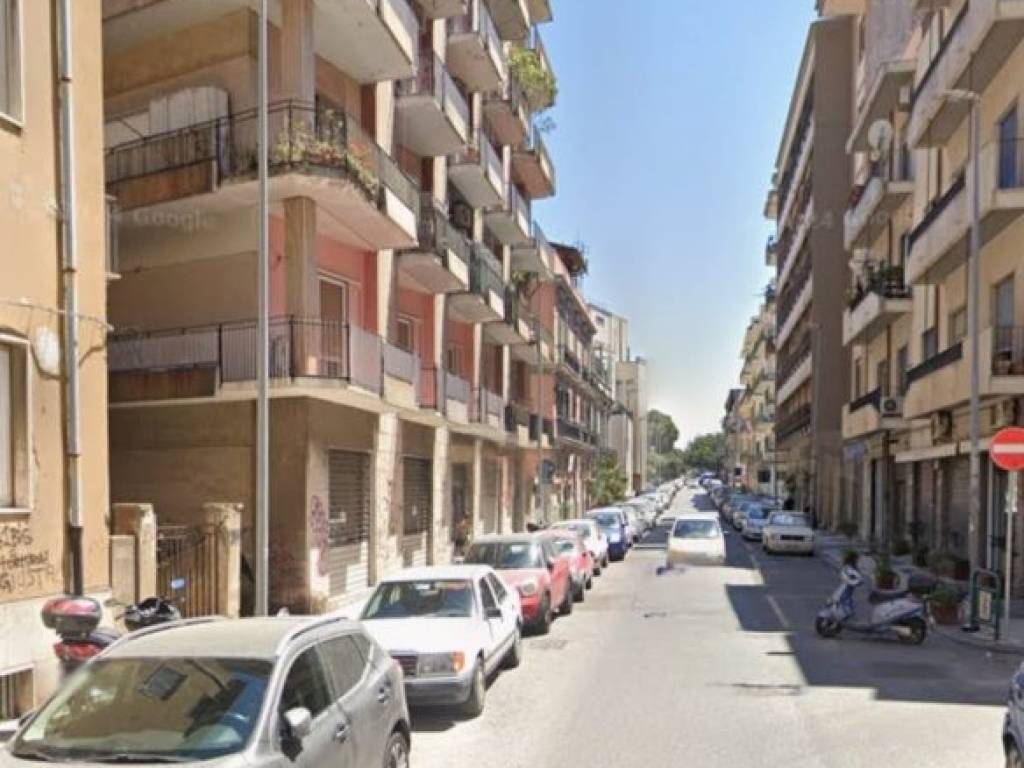locale commerciale in vendita a Messina in zona Centro Storico
