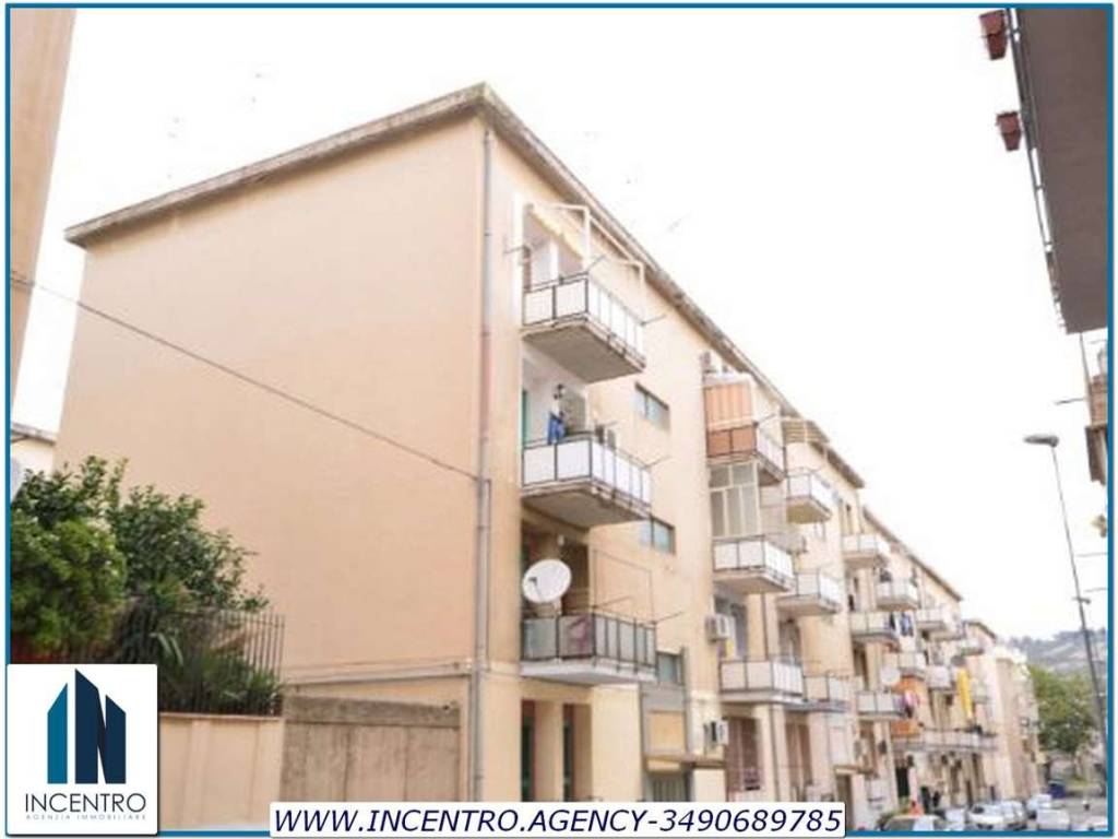 appartamento in vendita a Messina in zona Camaro