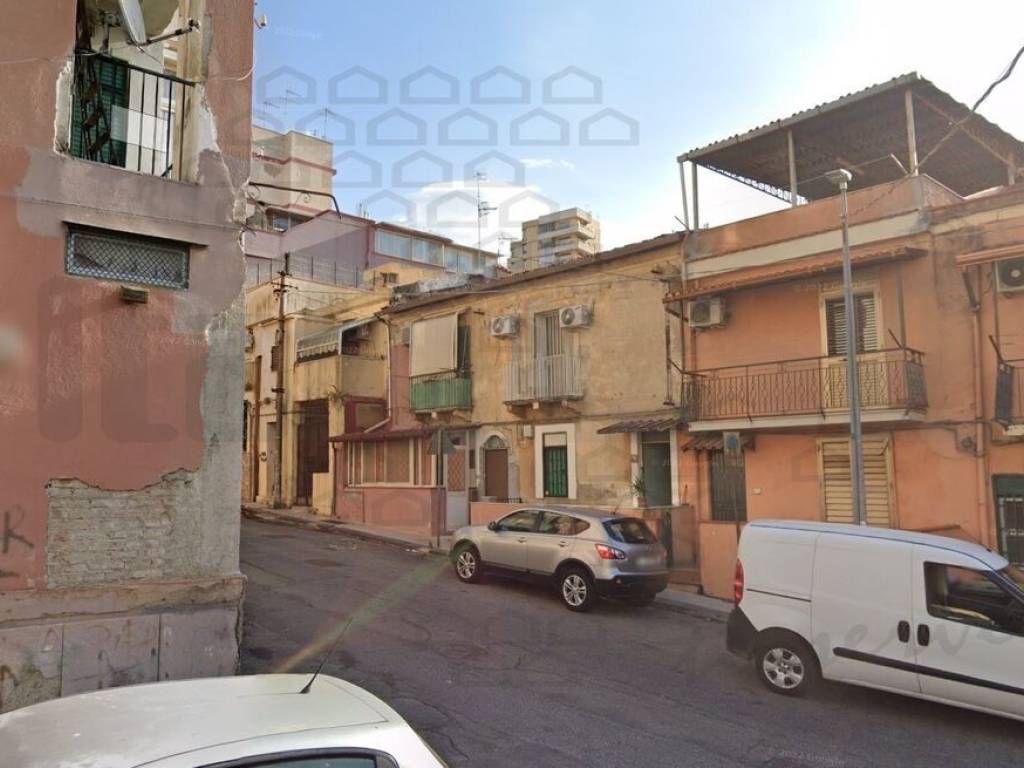 appartamento in vendita a Messina in zona Santissima Annunziata