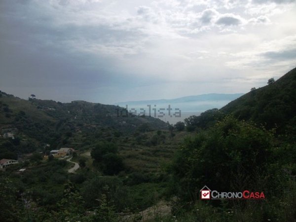 appartamento in vendita a Messina in zona Galati / Mili San Marco
