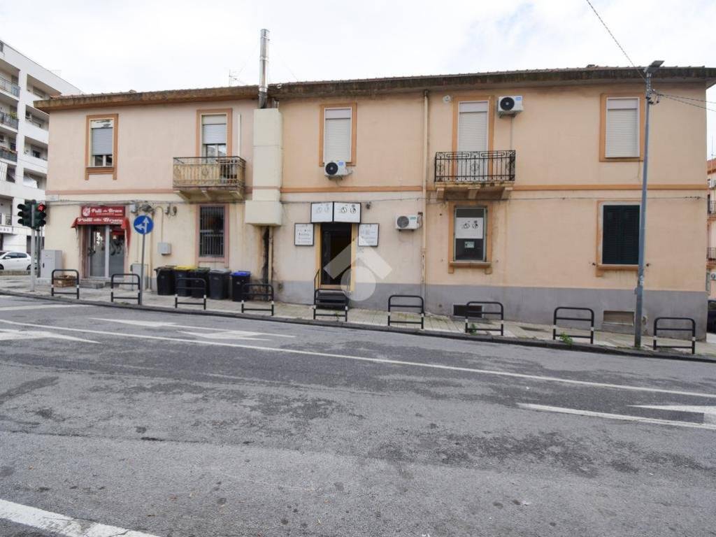 negozio in vendita a Messina