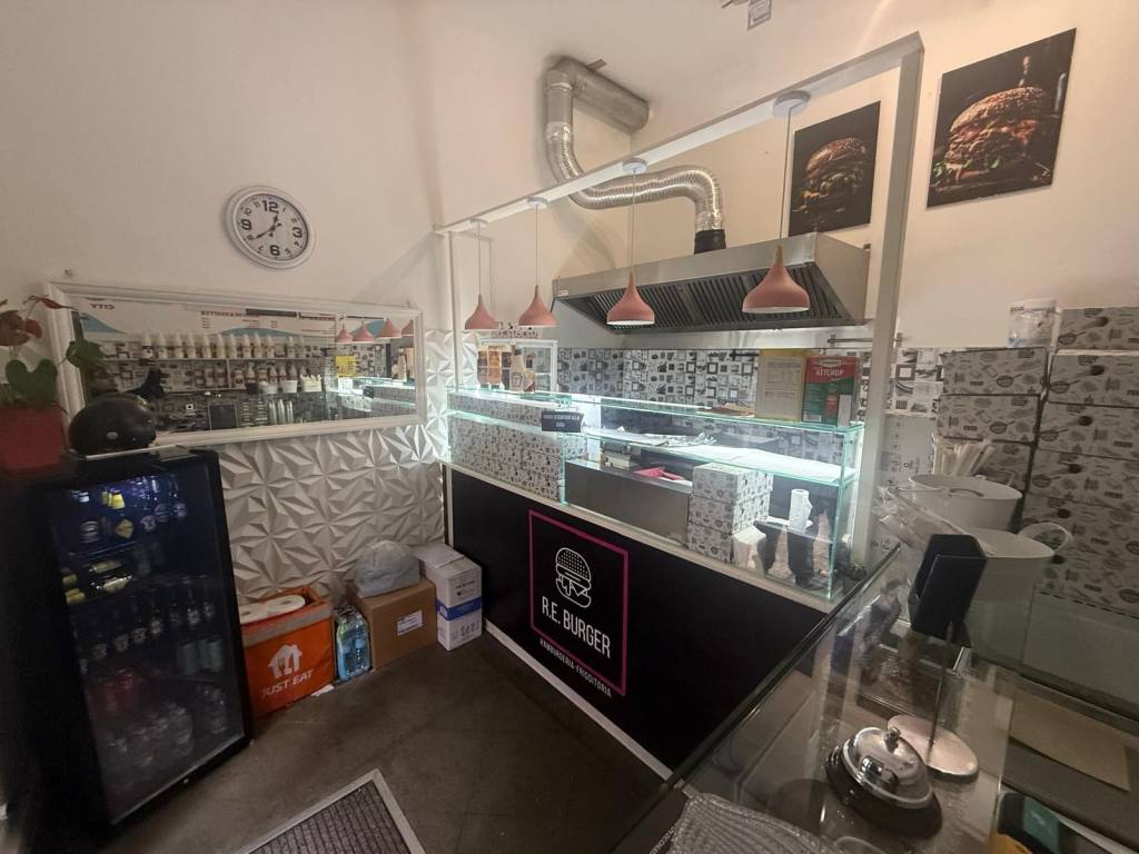negozio in vendita a Messina
