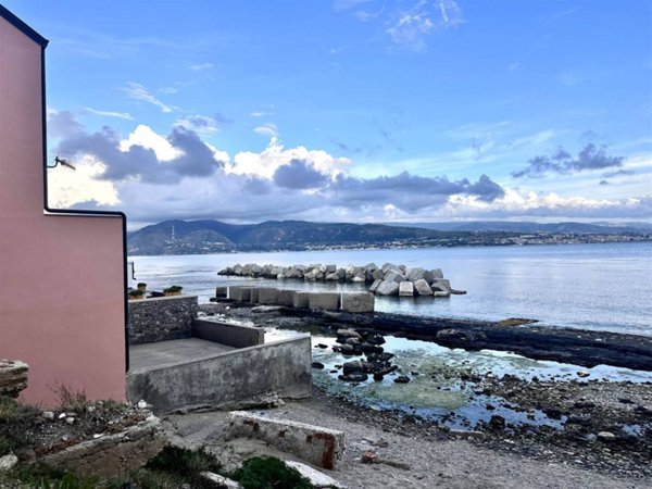 negozio in vendita a Messina in zona Ganzirri