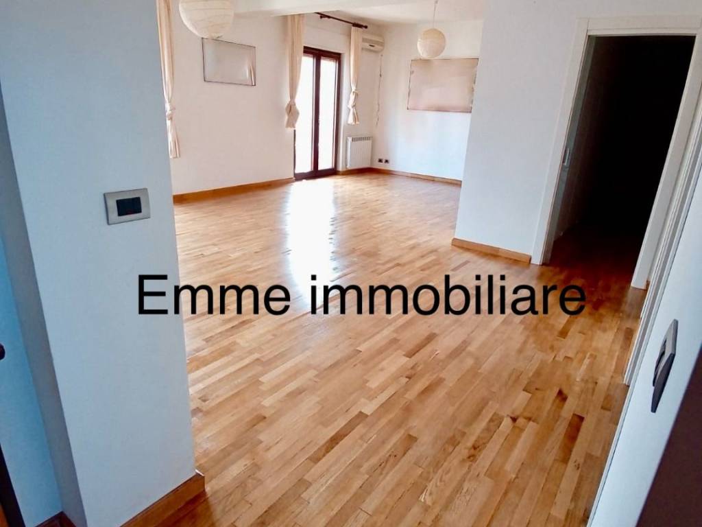 appartamento in vendita a Messina in zona Santissima Annunziata