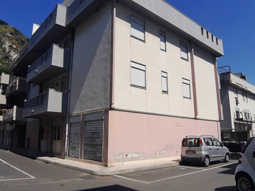 appartamento in vendita a Messina in zona Santa Margherita