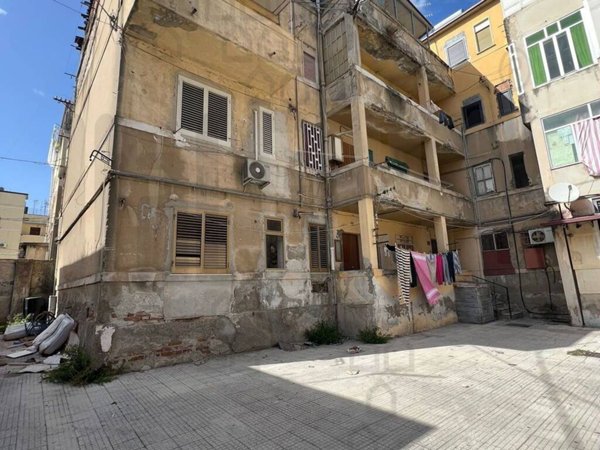 appartamento in vendita a Messina in zona Santissima Annunziata