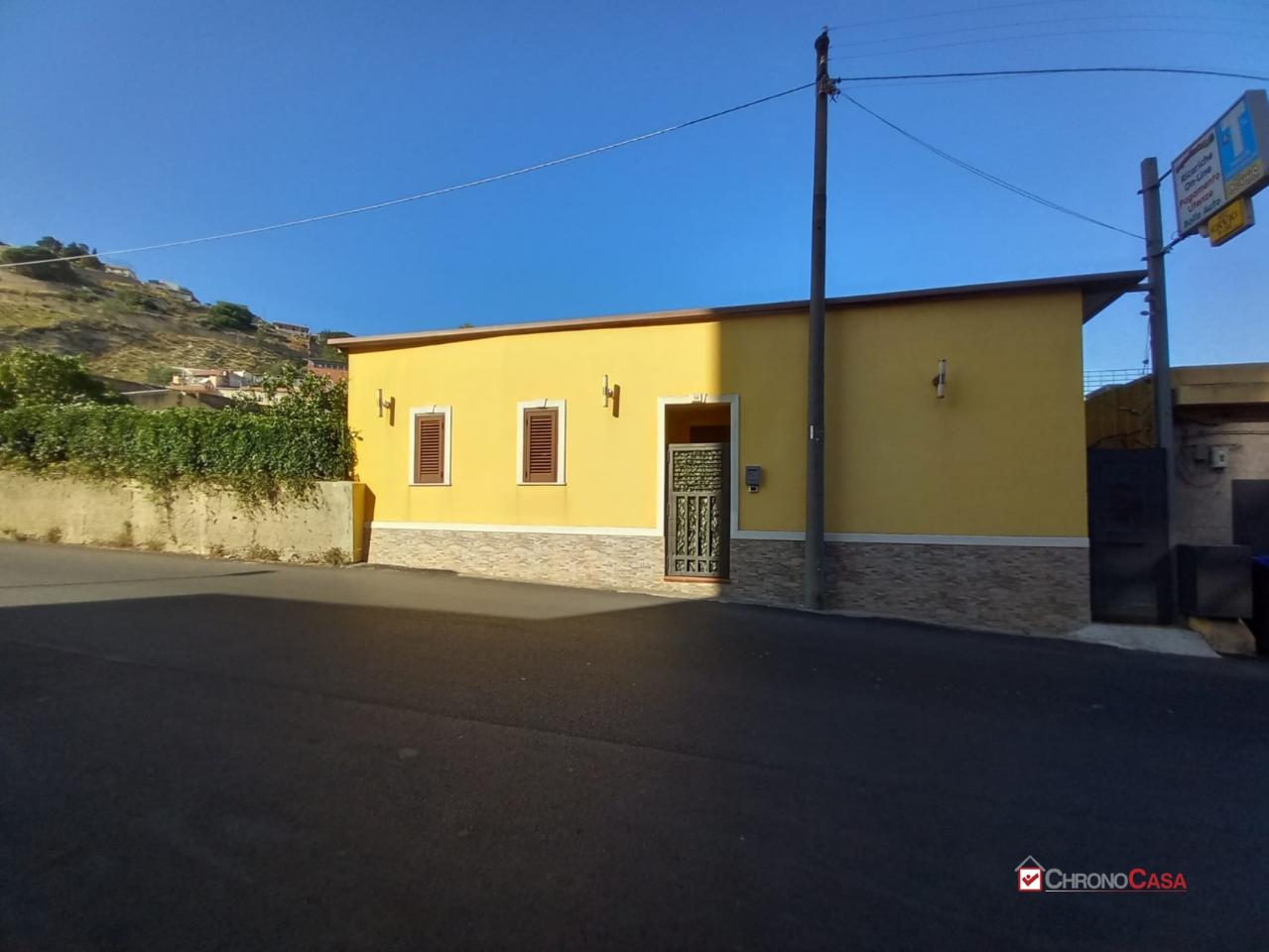casa indipendente in vendita a Messina