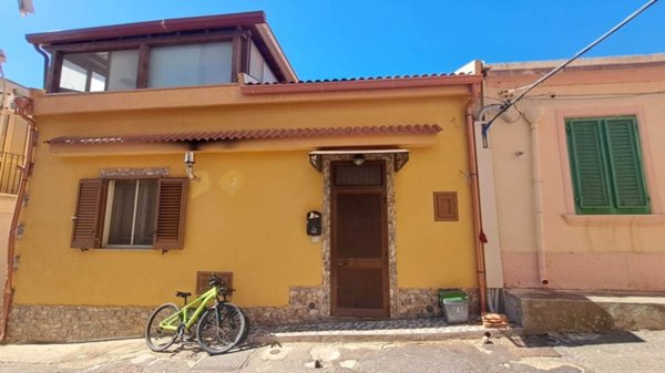 casa indipendente in vendita a Messina in zona Ganzirri